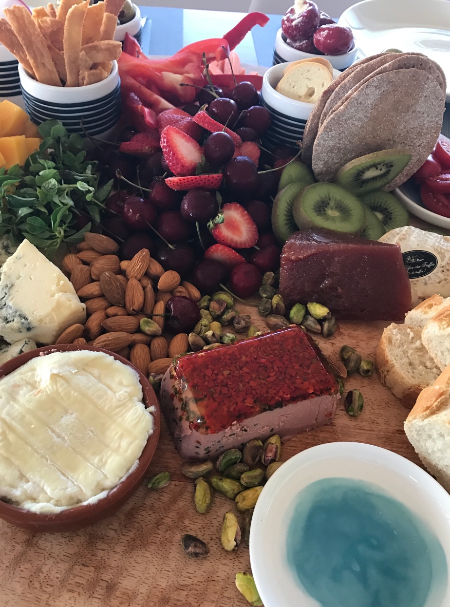 entertaining made easy | grazing board